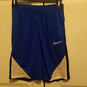 Boys Nike Dri-Fit Shorts Size L